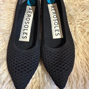 AEROSOLES Mesh Black Knit Flats LIKE NEW